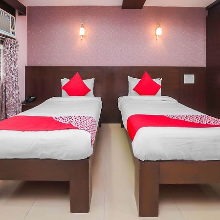 โอโย 17278 โฮเต็ล ศรีนิวาส Hotel มังคาลอร์ ภายนอก รูปภาพ